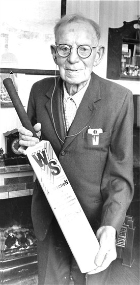 Photo:Harry Chapman at 100