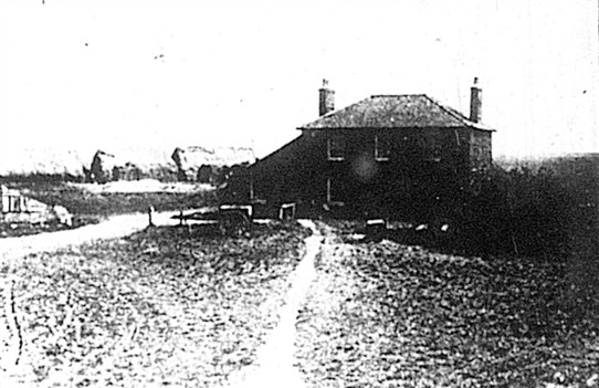 Photo:The only inhabited house on Potton