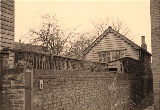 Photo: Illustrative image for the 'Back Lane, Rochford' page
